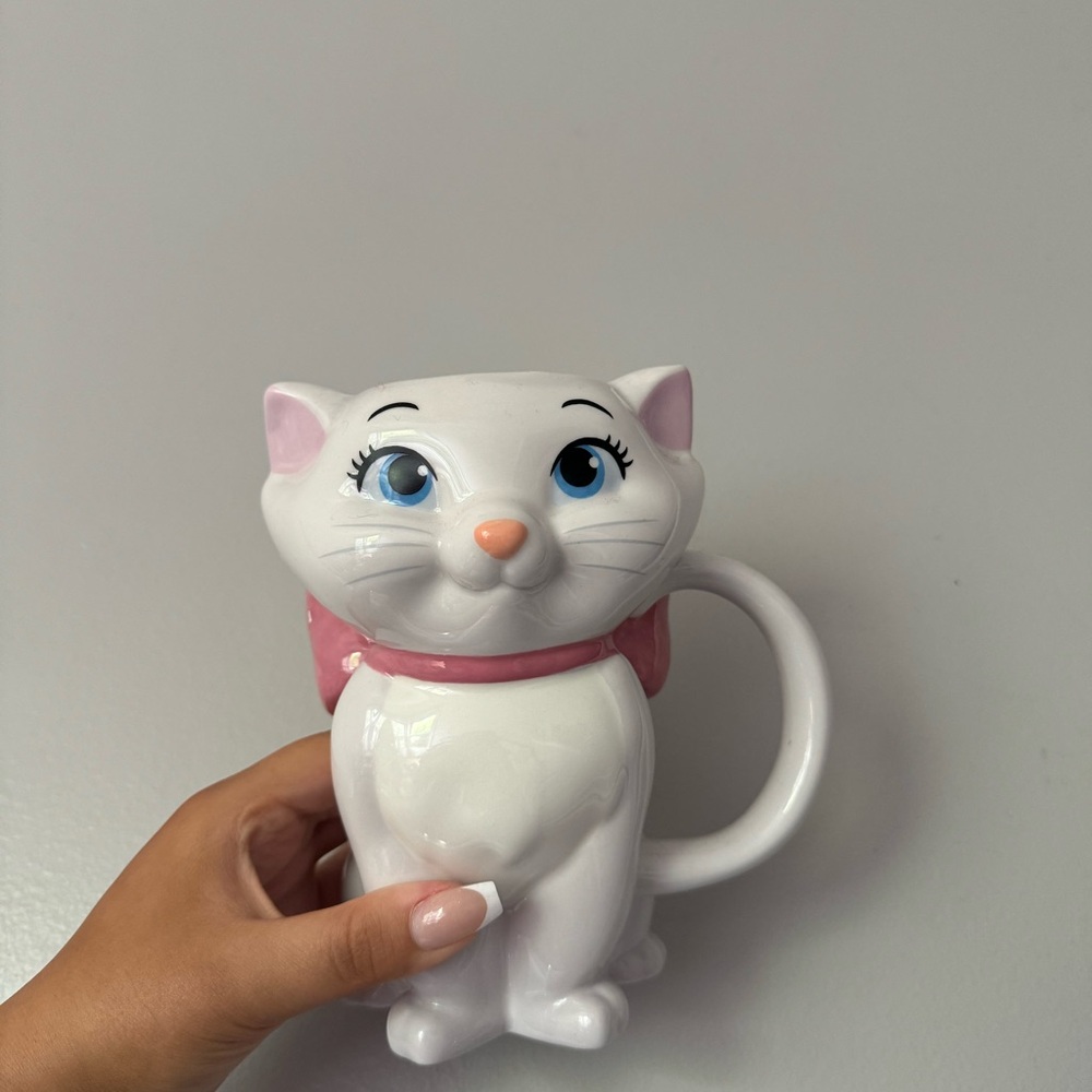 Disney marie mug